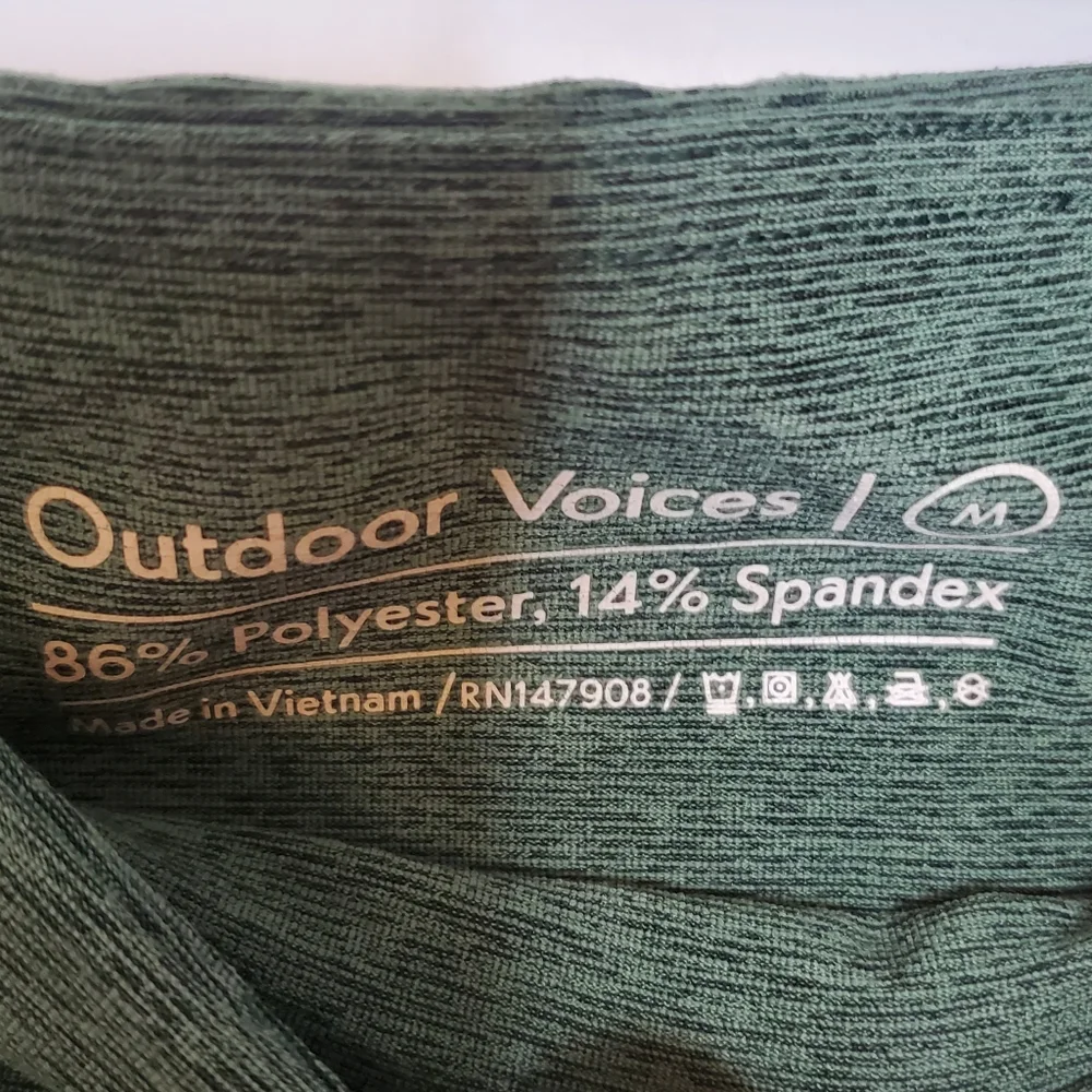 Outdoor voices cropped leggings heathered‎ evergreen size medium